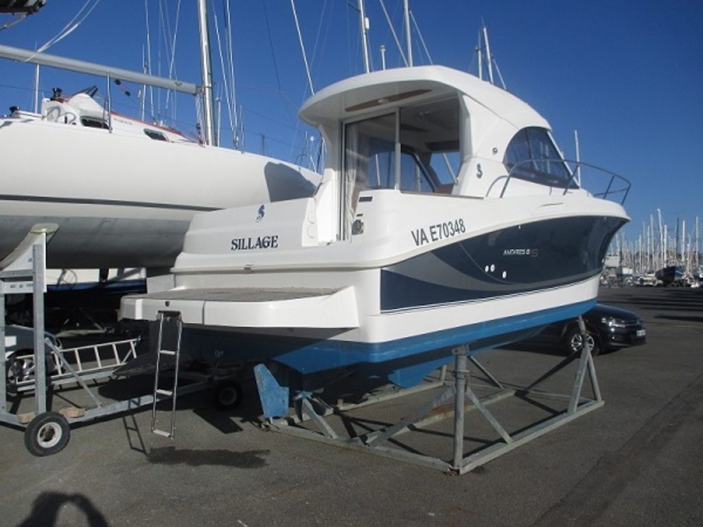 Beneteau Antares 8 S 2012