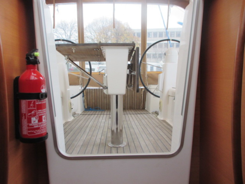 Dufour Dufour 375 2012