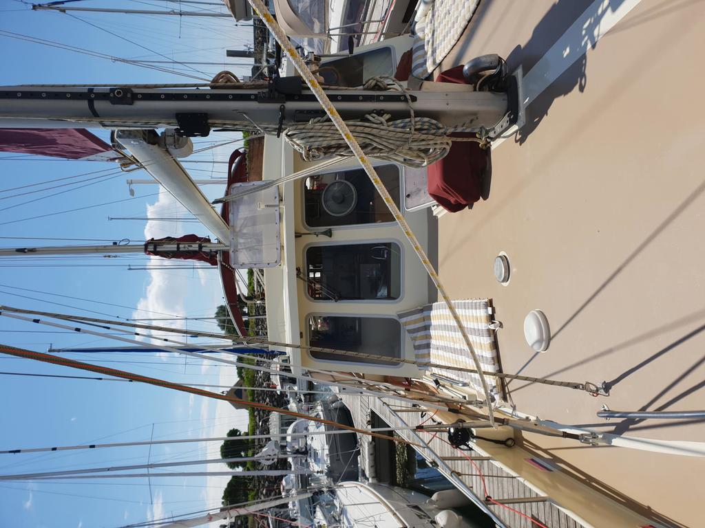 Alm Hollande KETCH ACIER 1992