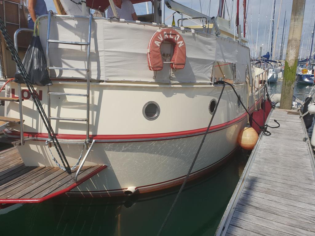 Alm Hollande KETCH ACIER 1992
