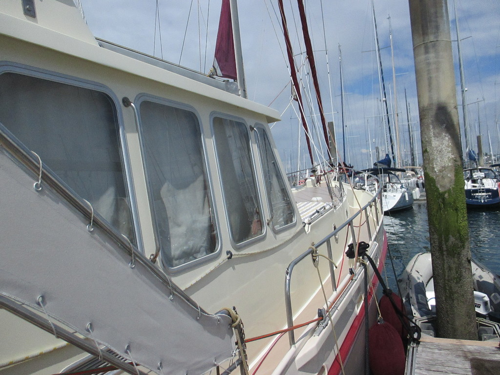 Alm Hollande KETCH ACIER 1992