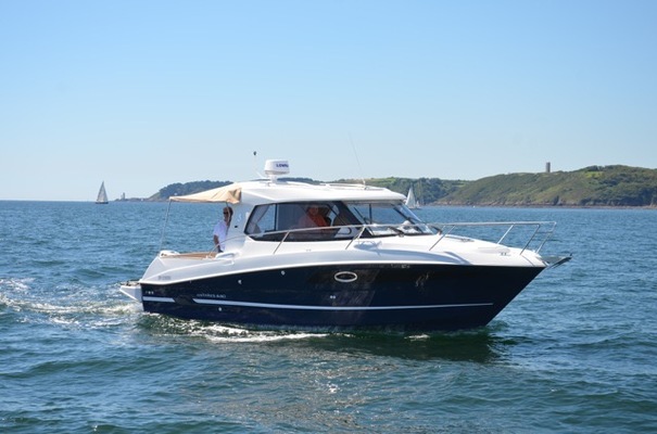 Beneteau Antares 880 2012