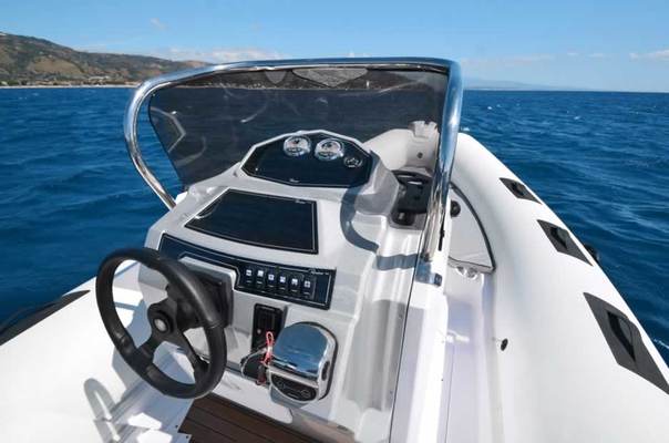 Ranieri Cayman 26 Sport Touring 2018