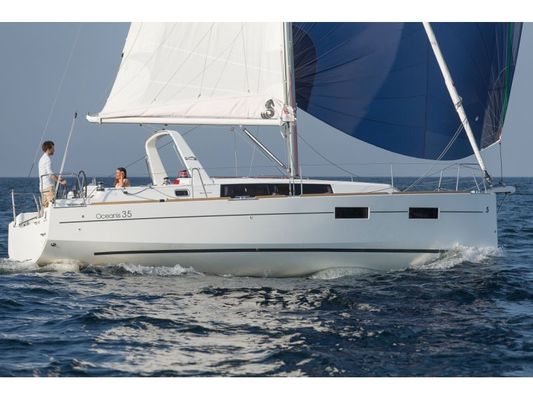 Beneteau oceanis 35  2015