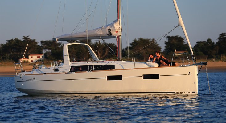 Beneteau oceanis 35  2015