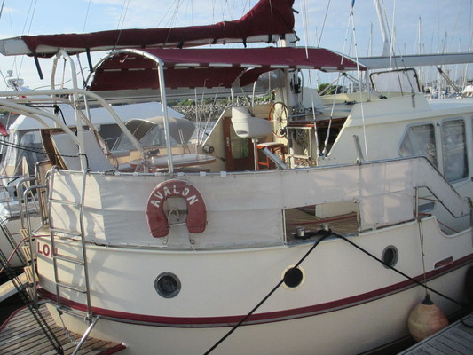 Alm Hollande KETCH ACIER 1992