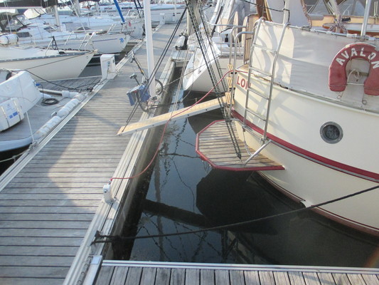 Alm Hollande KETCH ACIER 1992